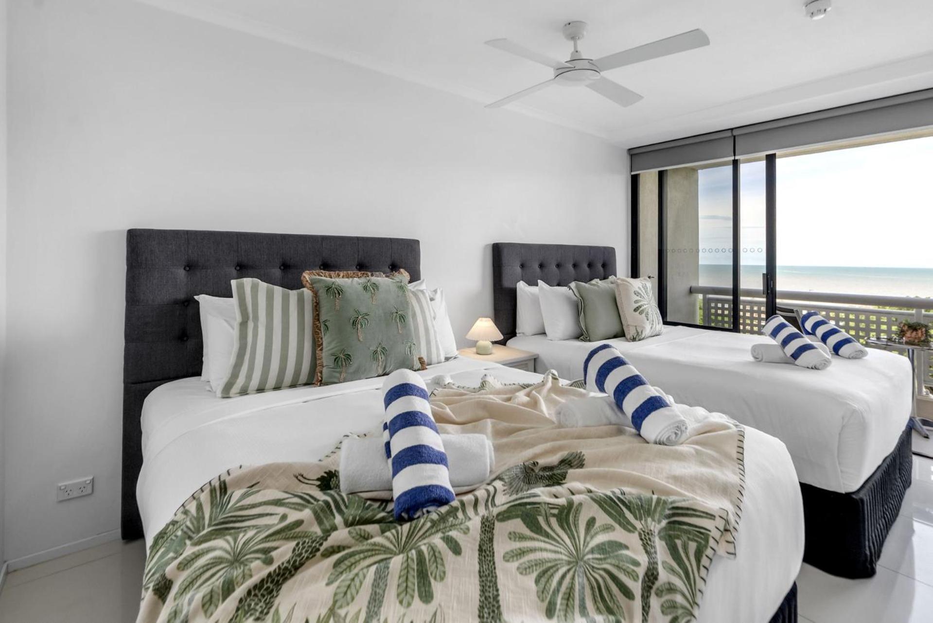 Belle Escapes 73 Rydges Plaza Esplanade With Ocean & City Views Apartment Cairns Exterior photo