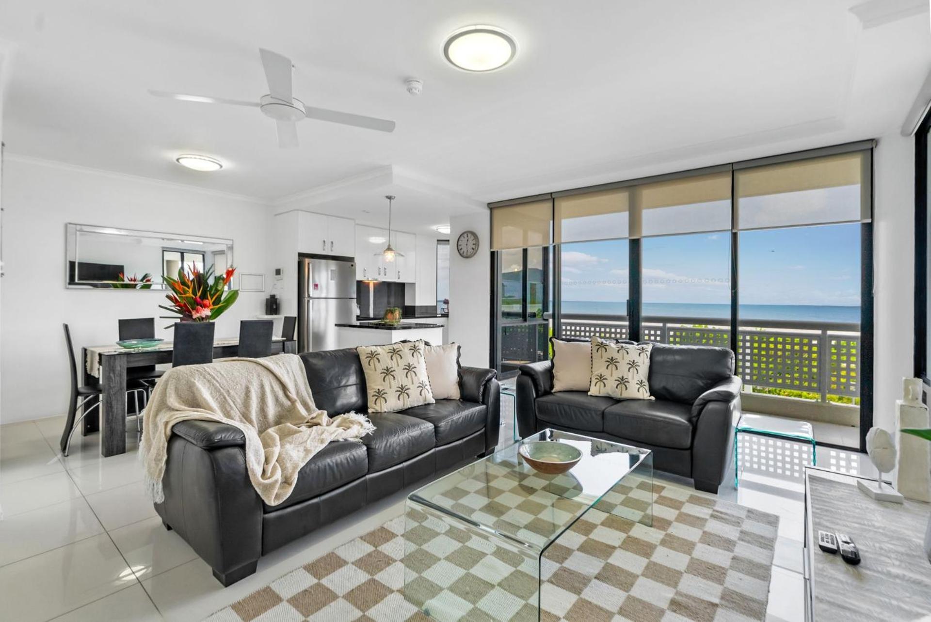 Belle Escapes 73 Rydges Plaza Esplanade With Ocean & City Views Apartment Cairns Exterior photo