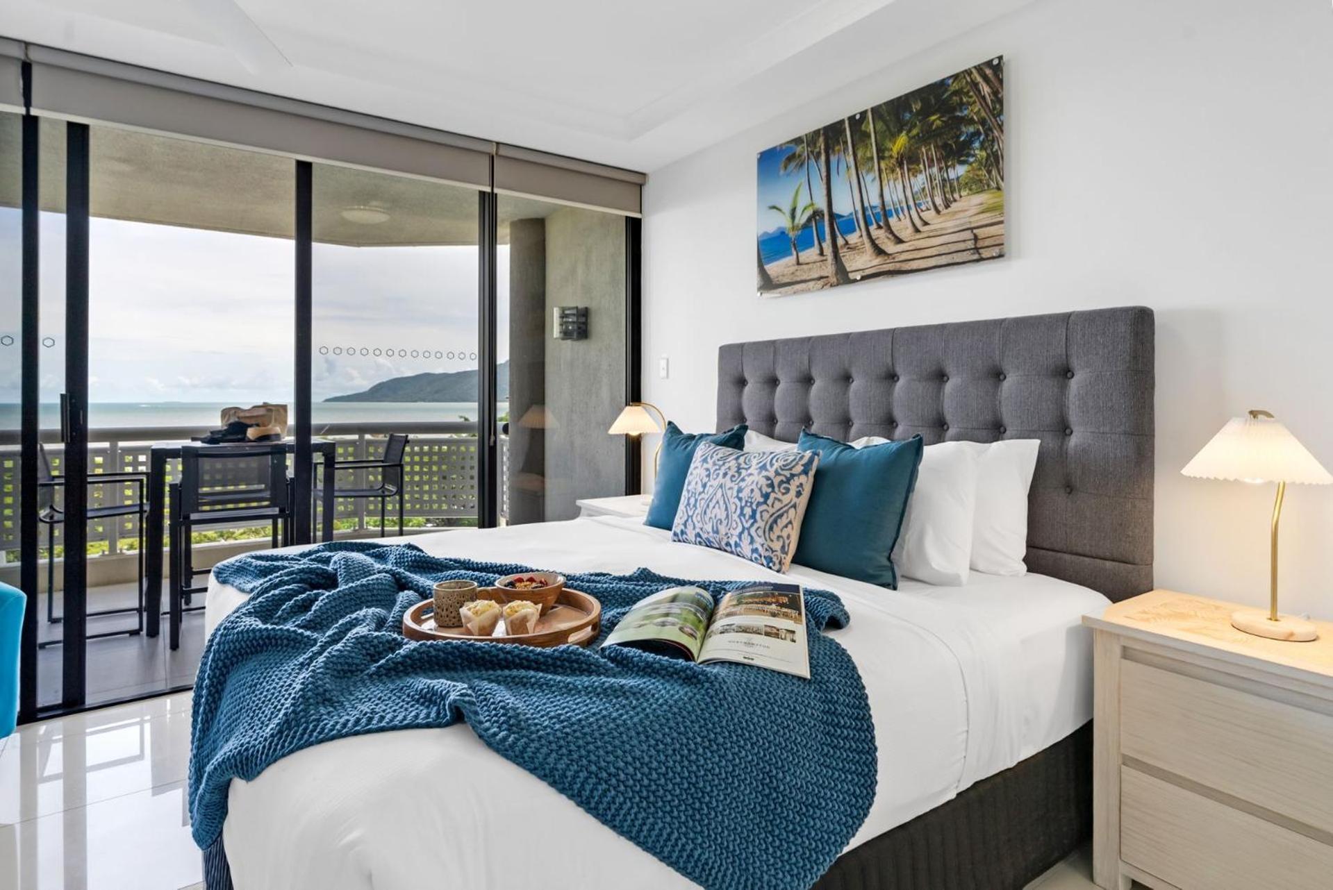 Belle Escapes 73 Rydges Plaza Esplanade With Ocean & City Views Apartment Cairns Exterior photo